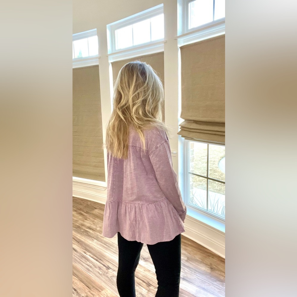 Dusty in Lilac Peplum Top - Picture 5 of 9